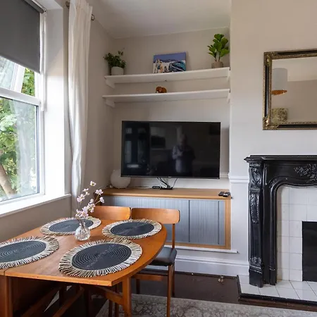 Host & - Argie House Semesterbostad Leeds (West Yorkshire)